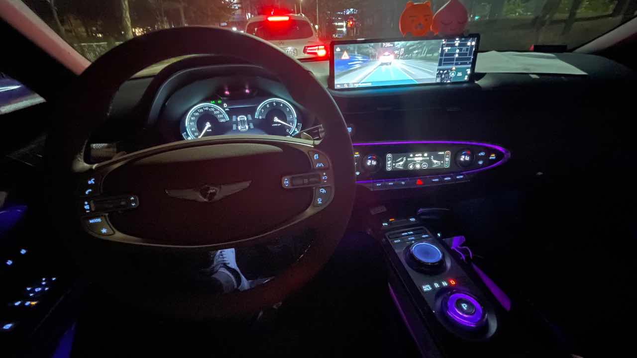 제네시스 GV70 가솔린 2.5 터보 AWD 파퓰러I 패키지 썸네일 이미지