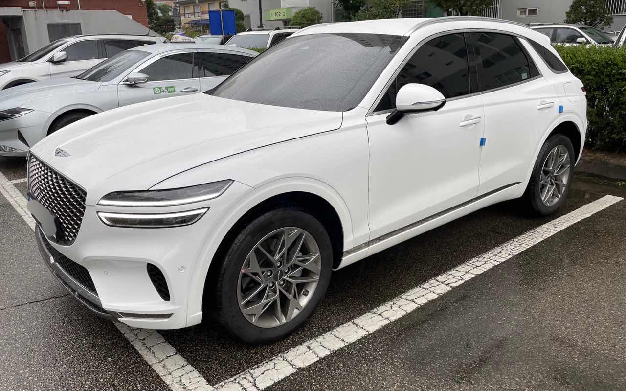 제네시스 GV70 가솔린 2.5 터보 AWD 파퓰러I 패키지 썸네일 이미지