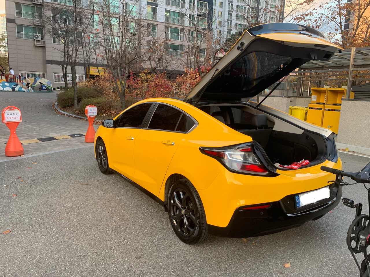 쉐보레 볼트 PHEV 볼트 썸네일 이미지