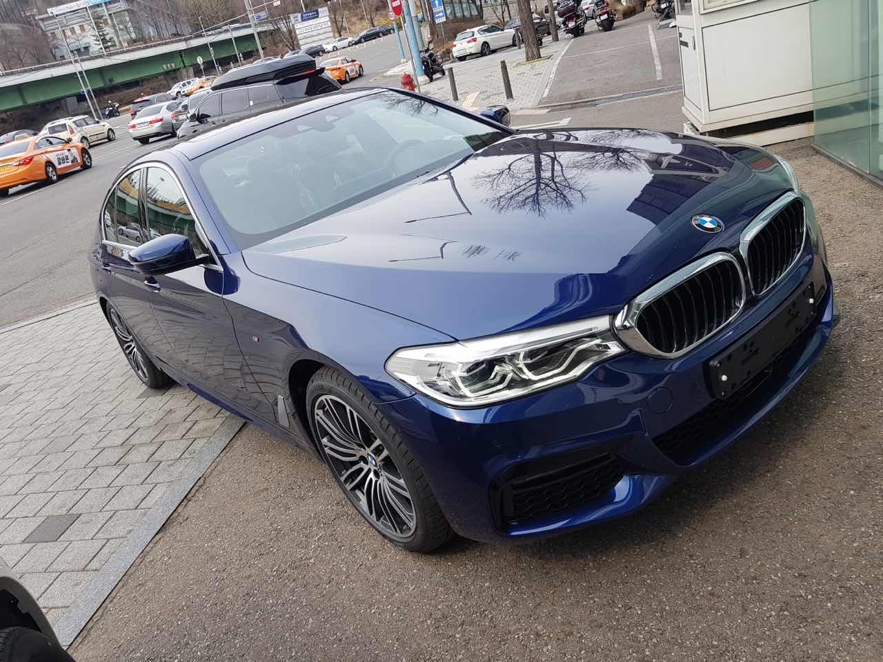 BMW 5시리즈 530i M 스포츠 플러스 게시글 썸네일