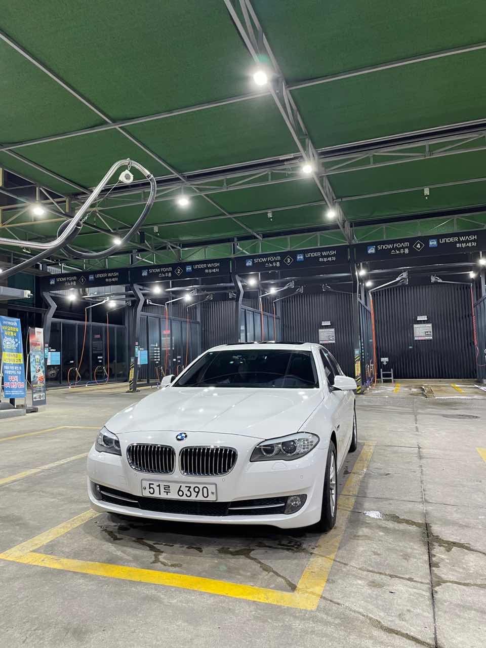 BMW 5시리즈 528i 게시글 썸네일