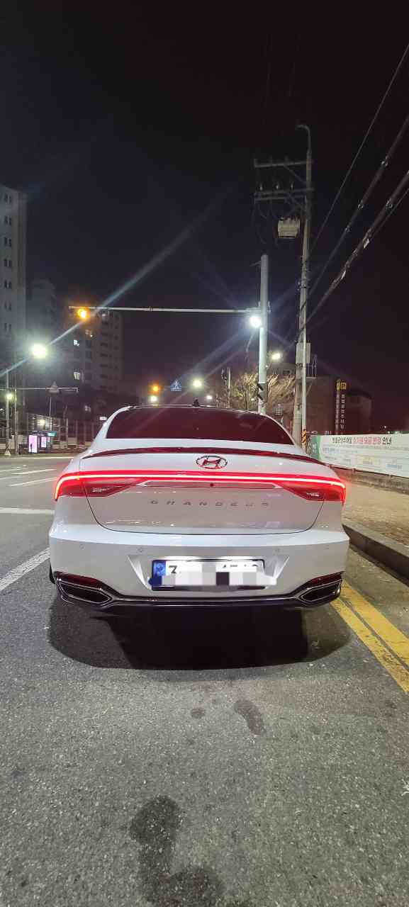 현대 그랜저 가솔린 3.3 르 블랑 퍼포먼스 패키지 썸네일 이미지