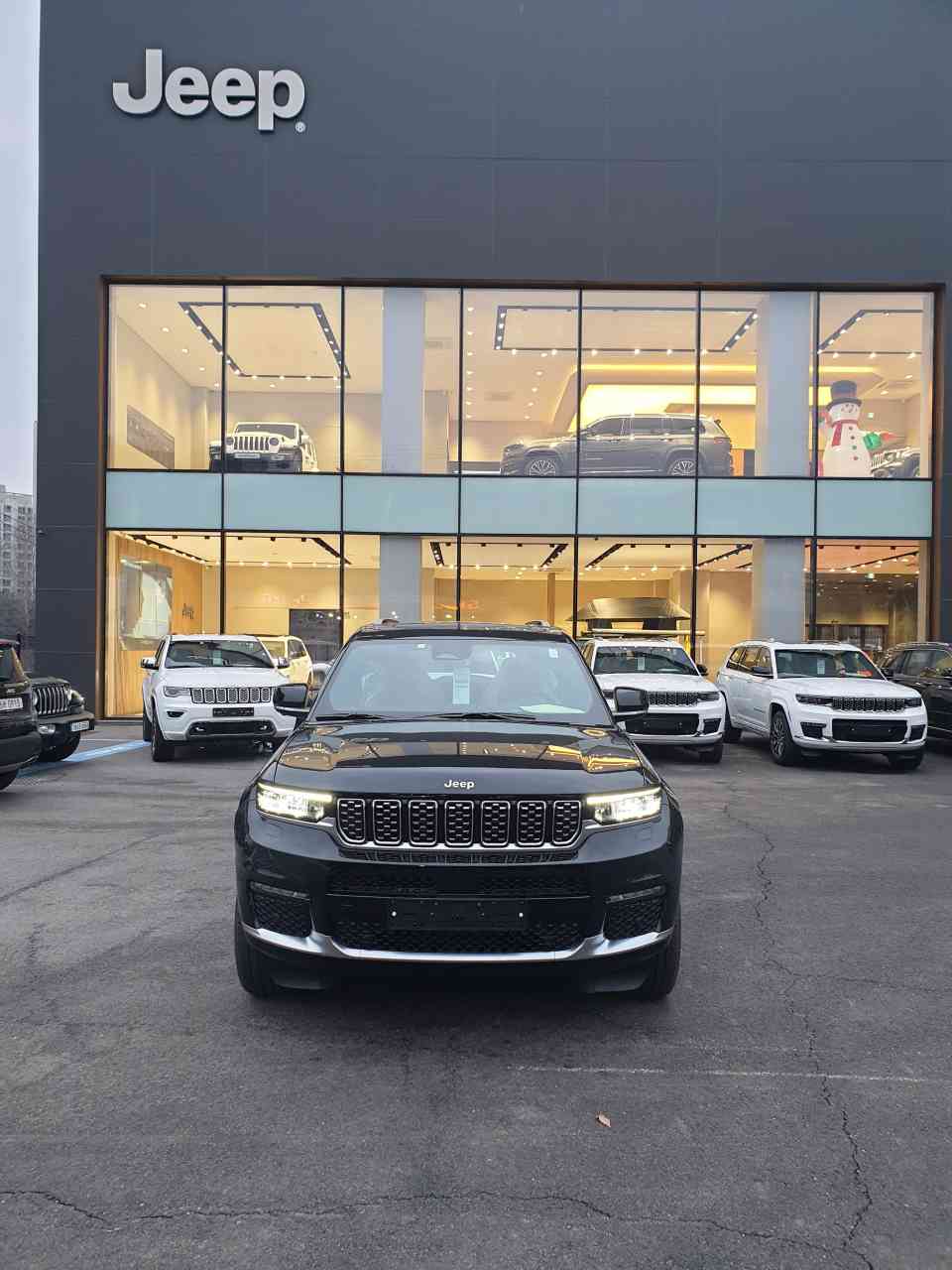 지프 그랜드 체로키 L 서밋 리저브 4x4 게시글 썸네일