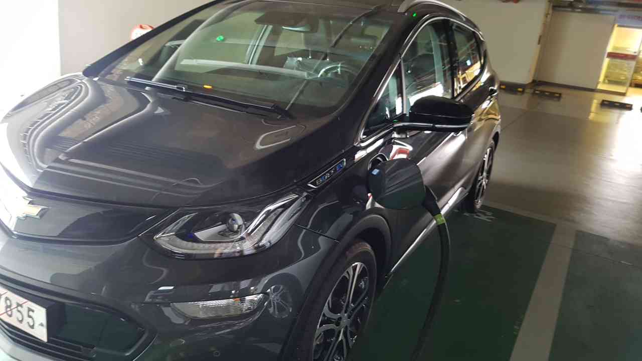 쉐보레 볼트 EV 프리미어 썸네일 이미지