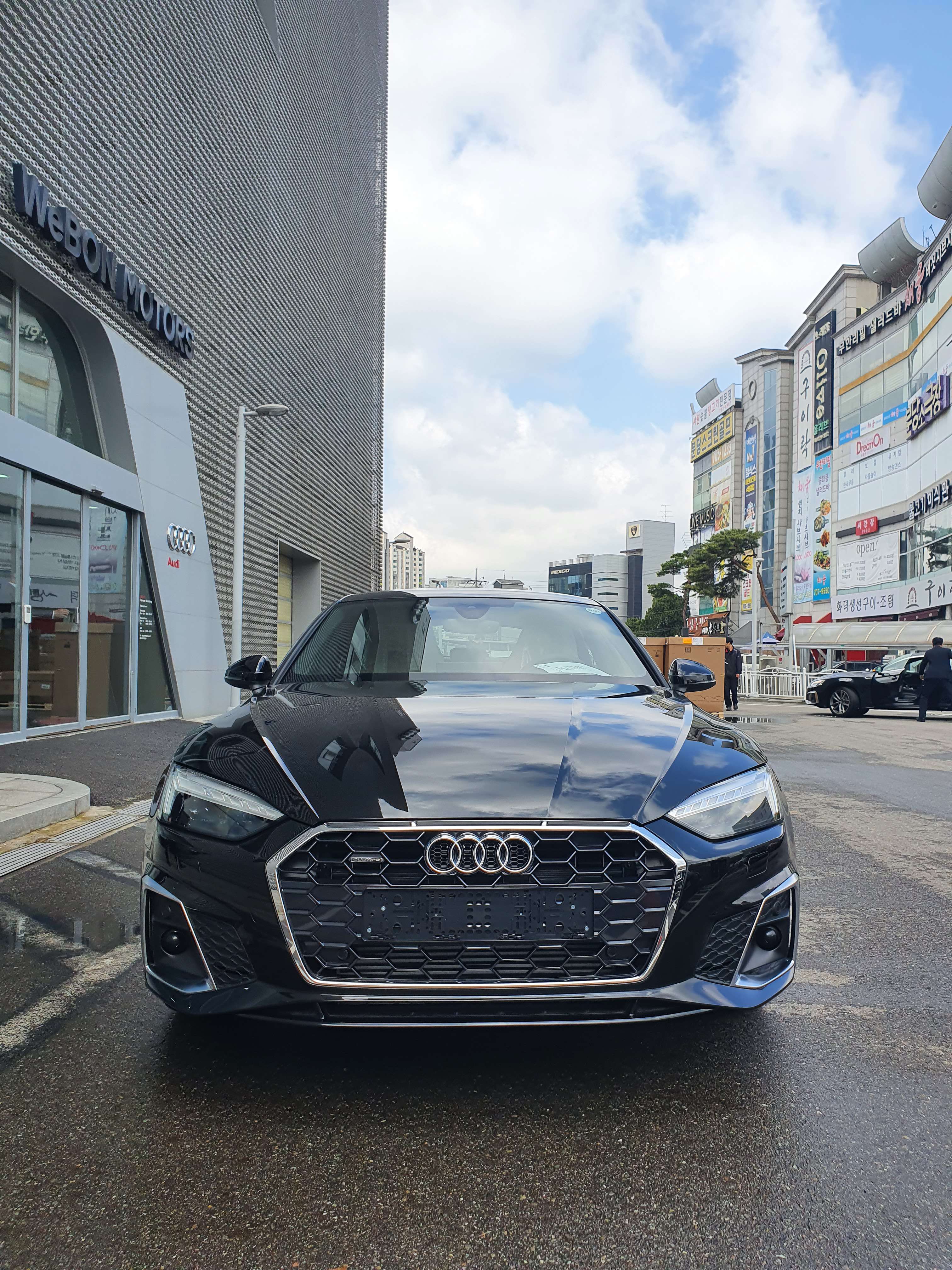 아우디 A5 45 TFSI 콰트로 프리미엄 스포츠백 썸네일 이미지