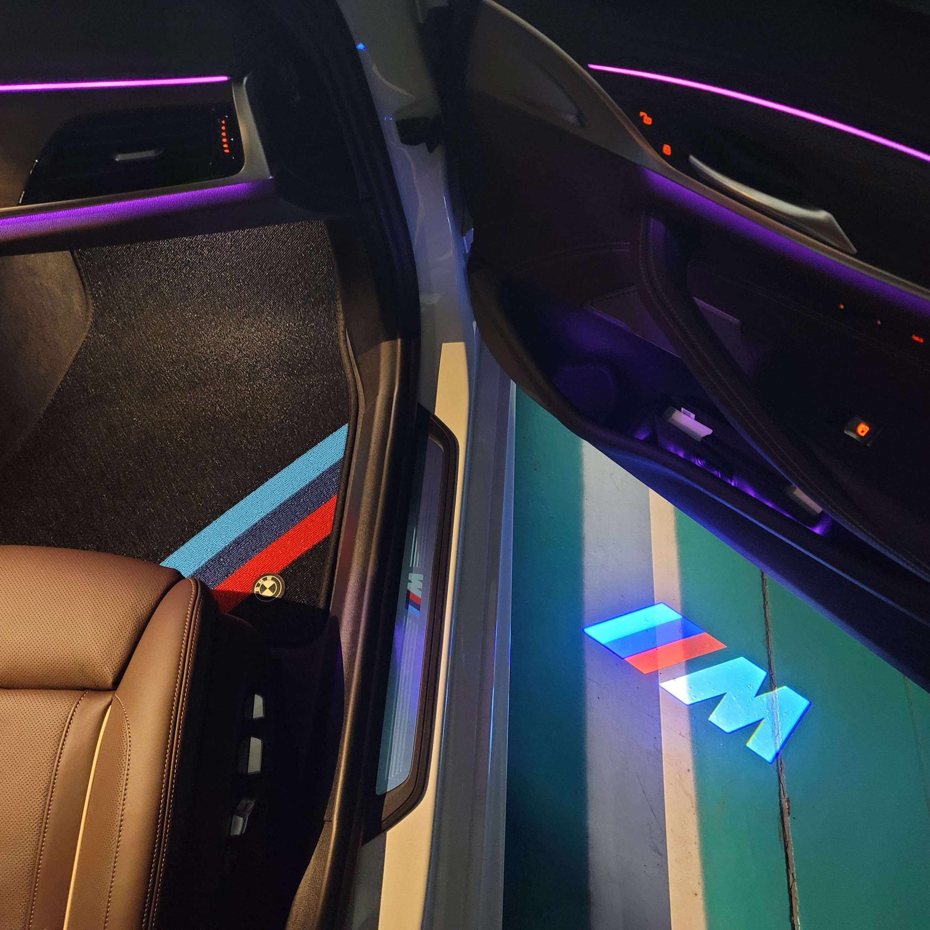 BMW 5시리즈 530i M 스포츠 패키지 OC 이미지2