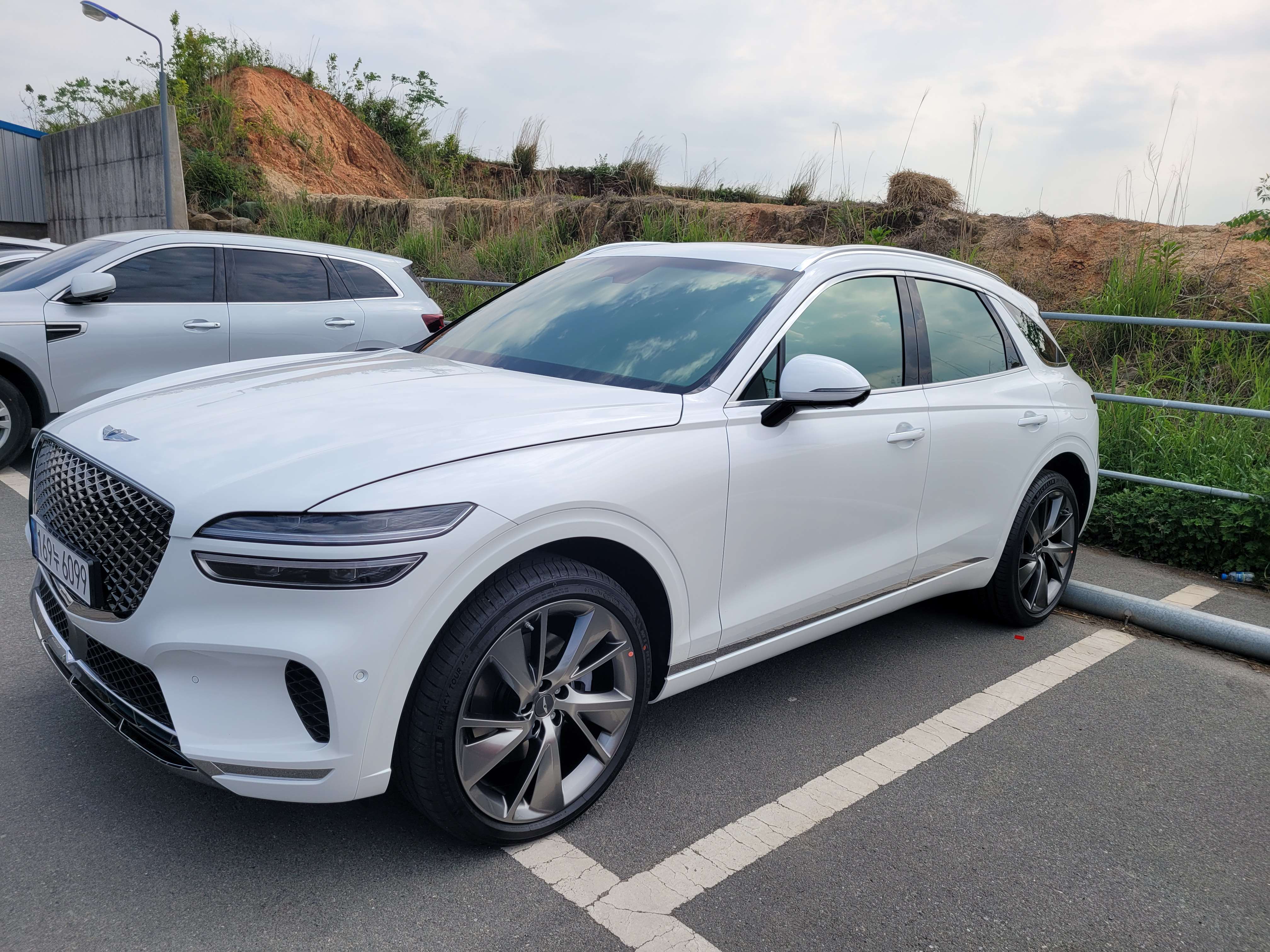 제네시스 GV70 디젤 2.2 AWD 스포츠 파퓰러II 패키지 게시글 썸네일