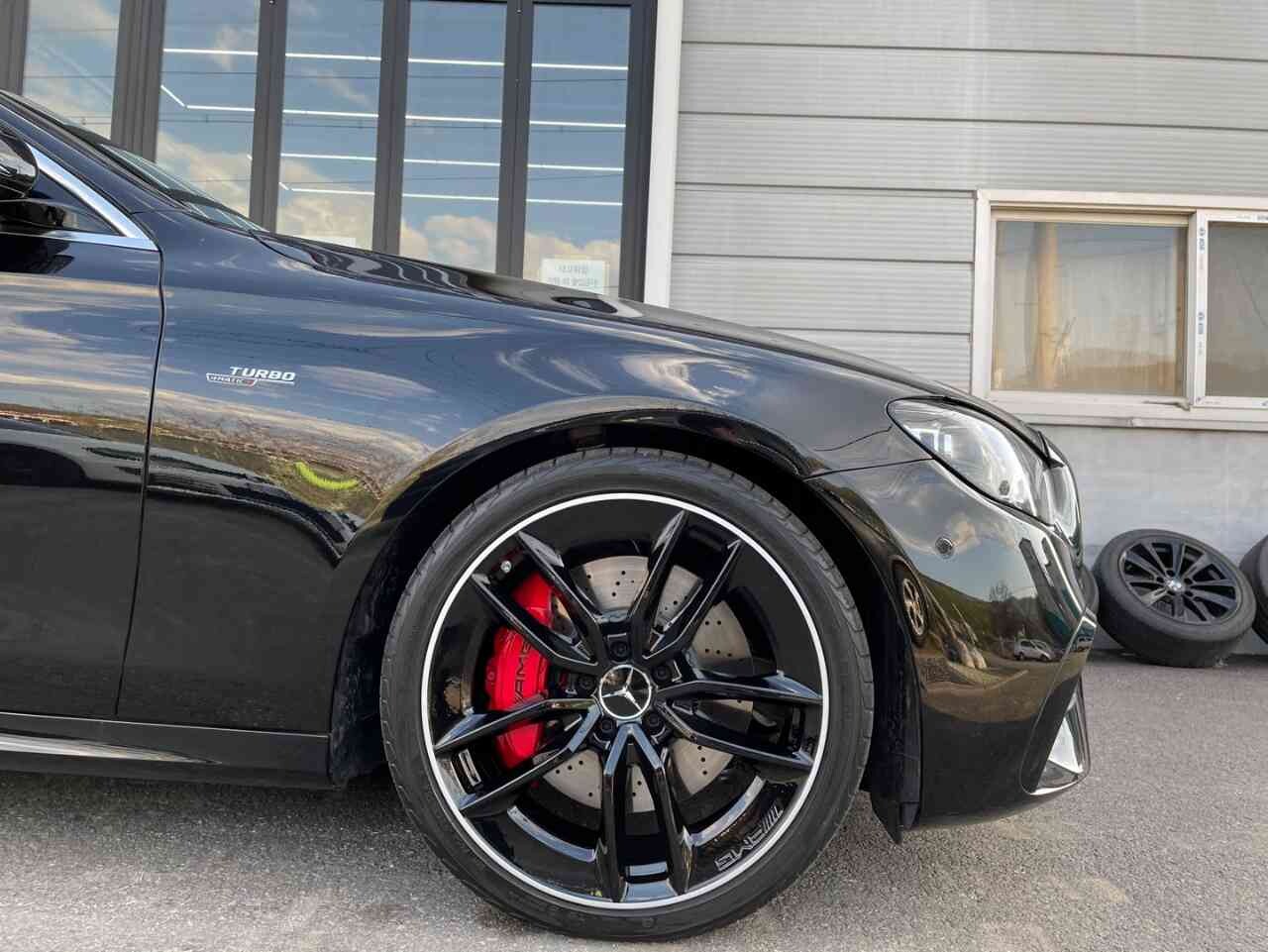 벤츠 E-클래스 AMG E 53 4MATIC + 이미지3