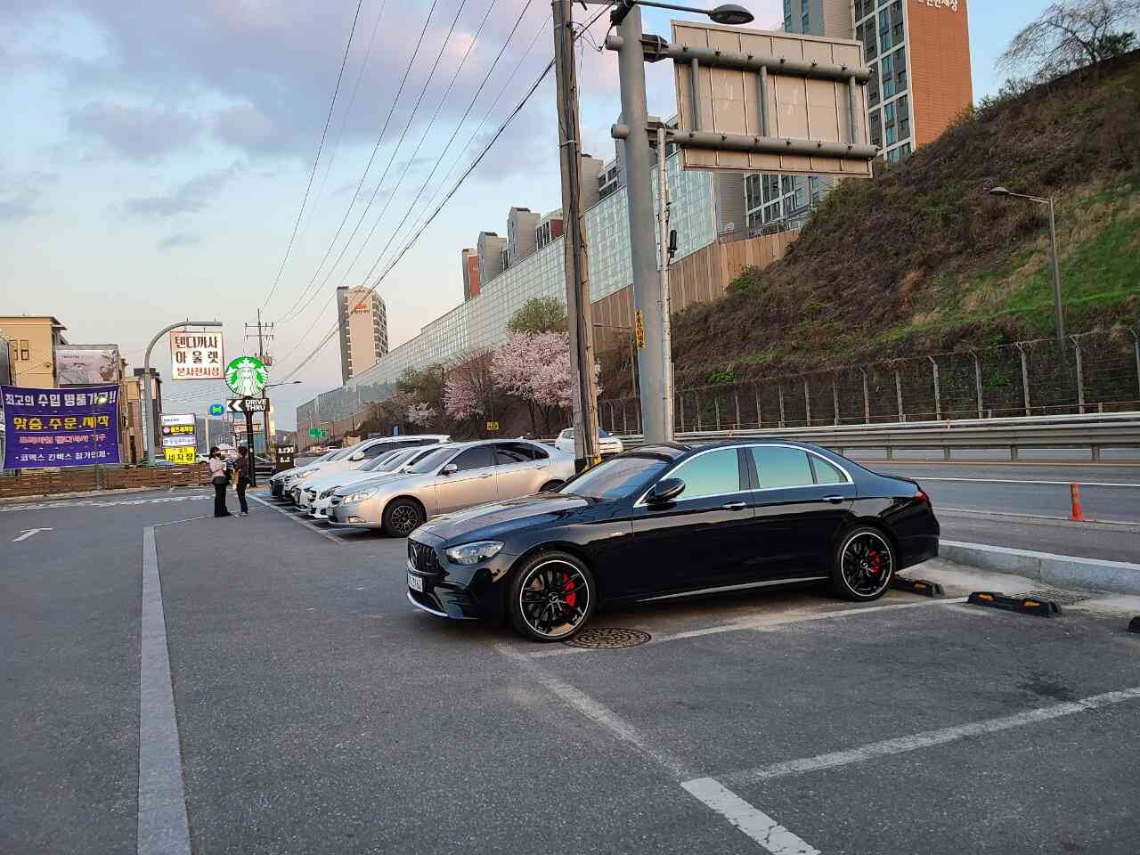 벤츠 E-클래스 AMG E 53 4MATIC + 이미지4