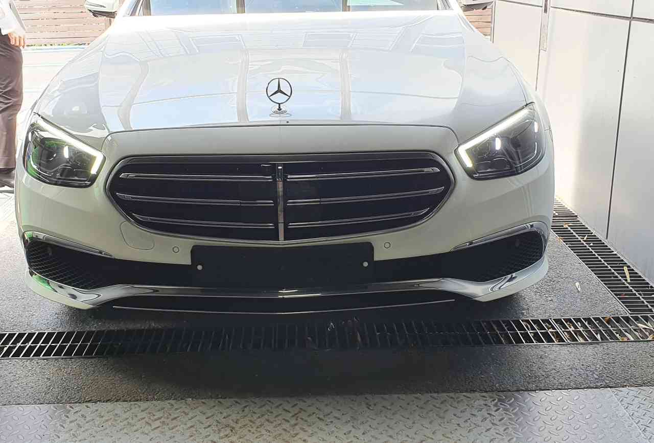 벤츠 E-클래스 E 250 익스클루시브 게시글 썸네일