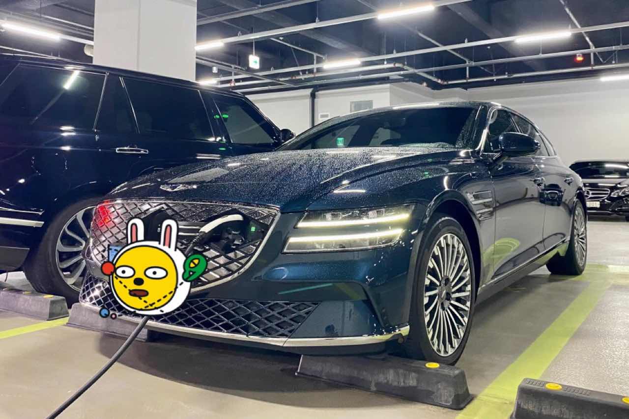 제네시스 일렉트리파이드 G80 e-AWD 파퓰러 패키지 썸네일 이미지