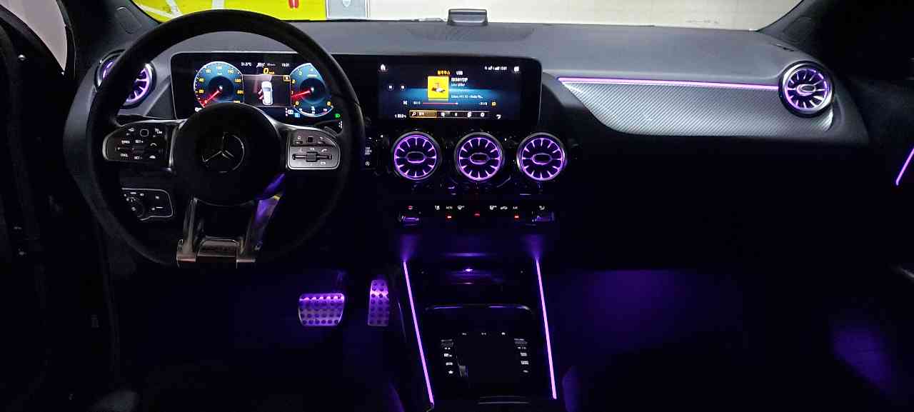 벤츠 GLA-클래스 GLA 250 4MATIC 게시글 썸네일