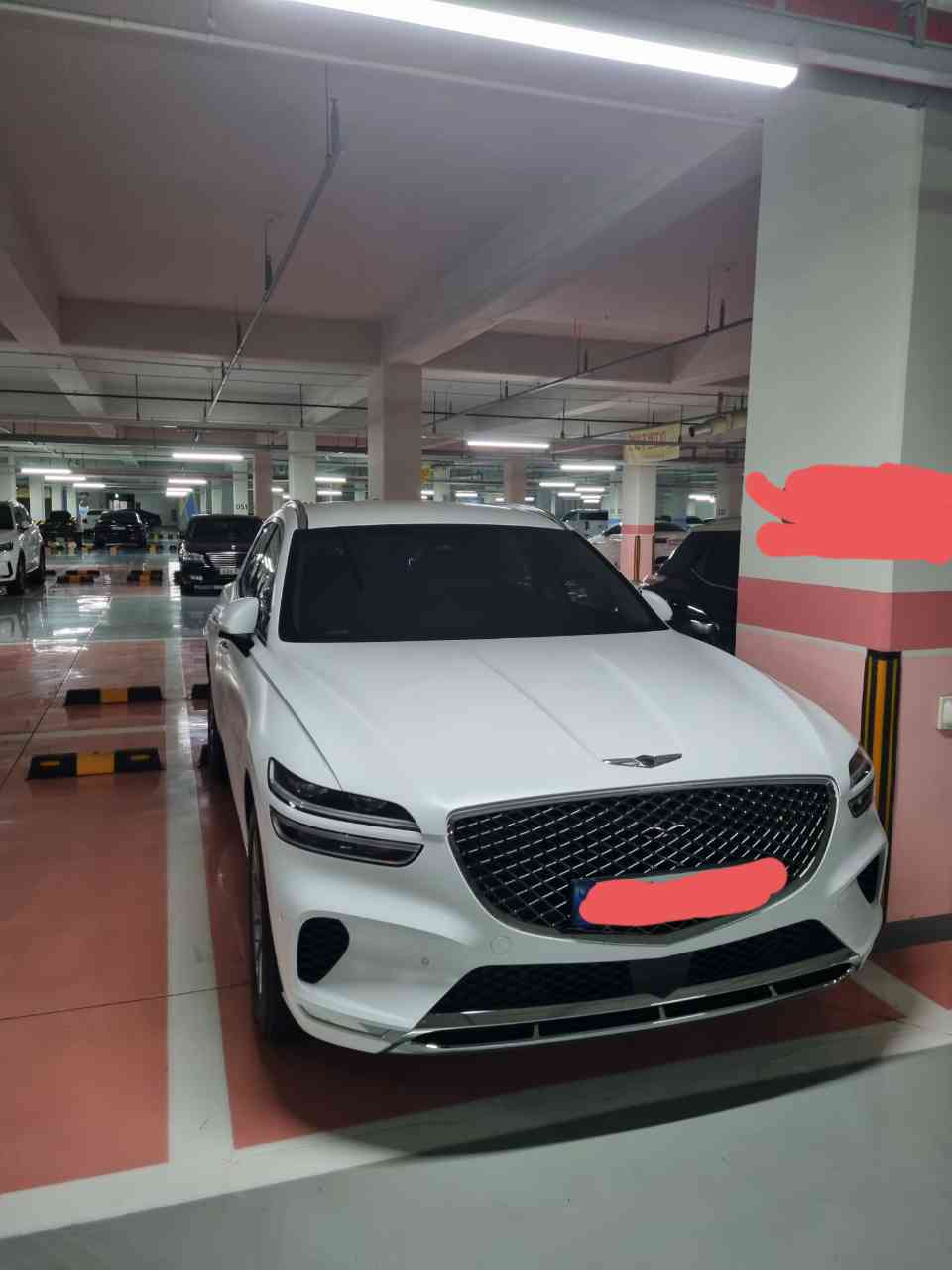 제네시스 GV70 가솔린 2.5 터보 2WD 파퓰러I 패키지 썸네일 이미지