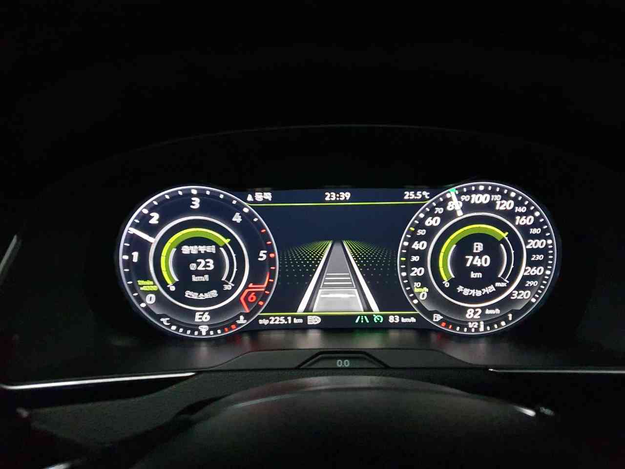 폭스바겐 아테온 2.0 TDI 엘레강스 프레스티지 썸네일 이미지