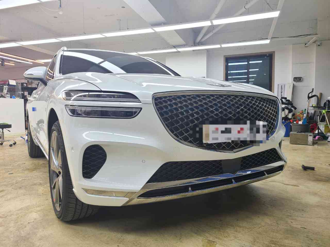 제네시스 GV70 디젤 2.2 AWD 파퓰러 I 패키지 썸네일 이미지