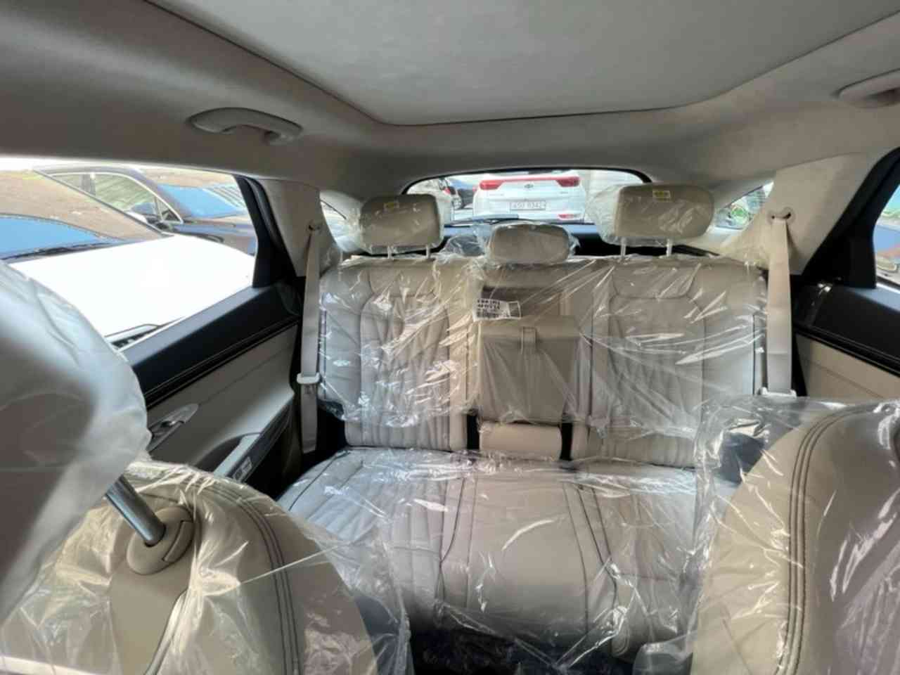 제네시스 GV70 가솔린 2.5 터보 2WD 파퓰러 I 패키지 썸네일 이미지