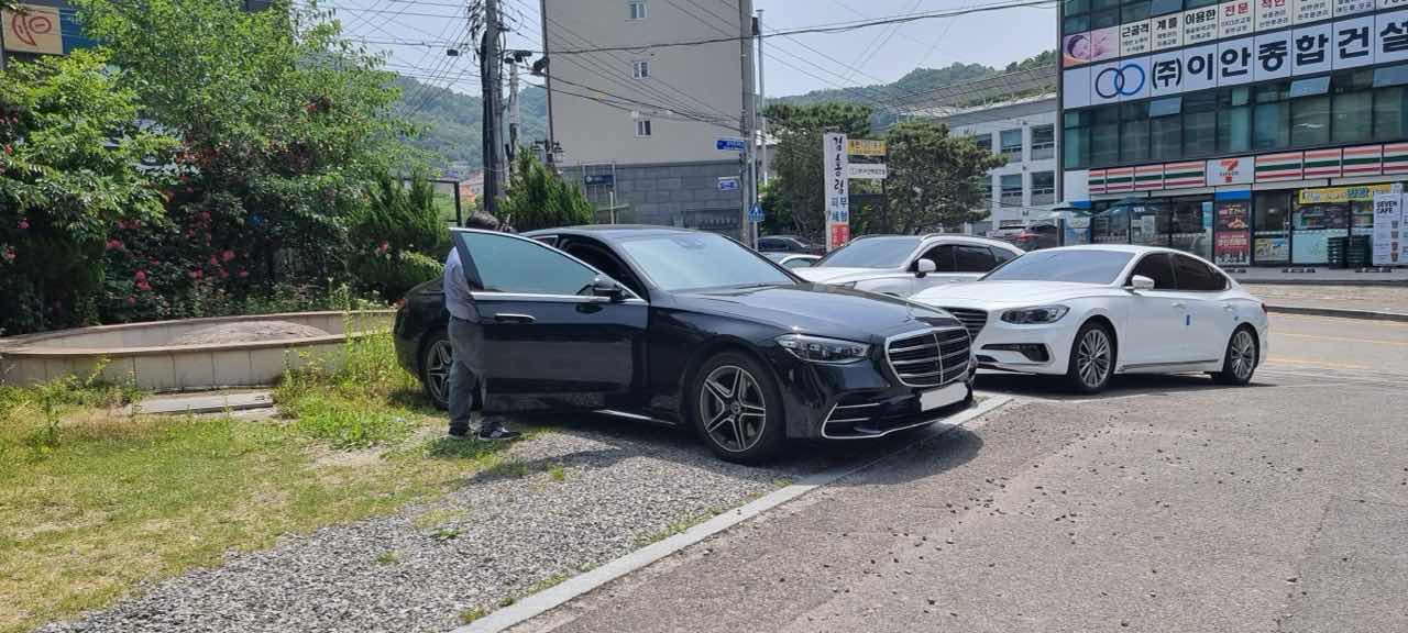벤츠 S-클래스 S 400d 4MATIC 게시글 썸네일