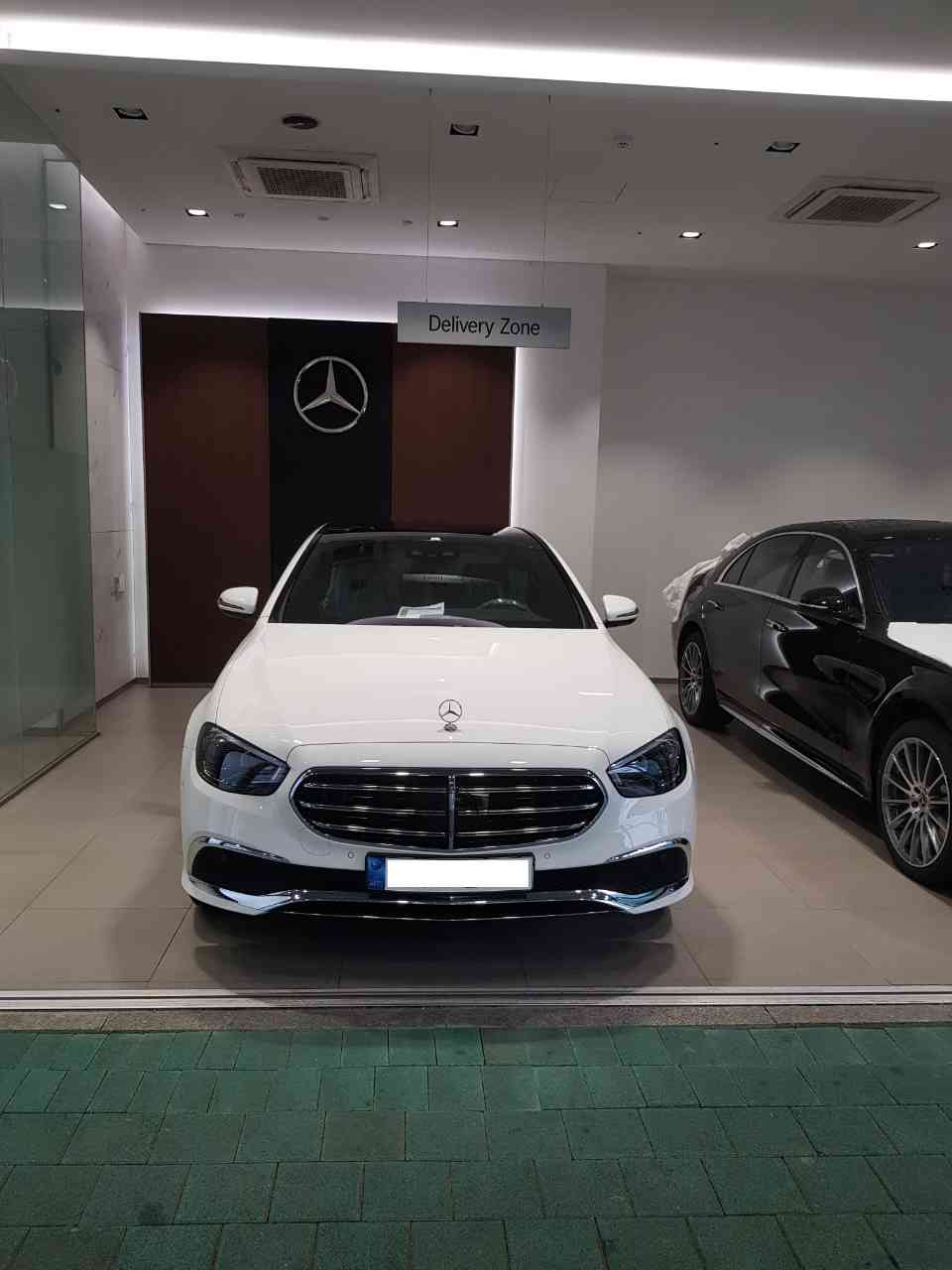 벤츠 E-클래스 E 250 익스클루시브 게시글 썸네일