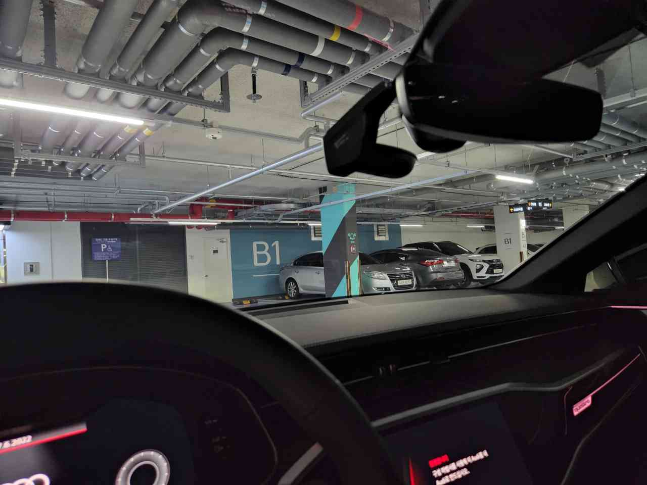 아우디 A6 45 TFSI 콰트로 프리미엄 [2C5] 게시글 썸네일