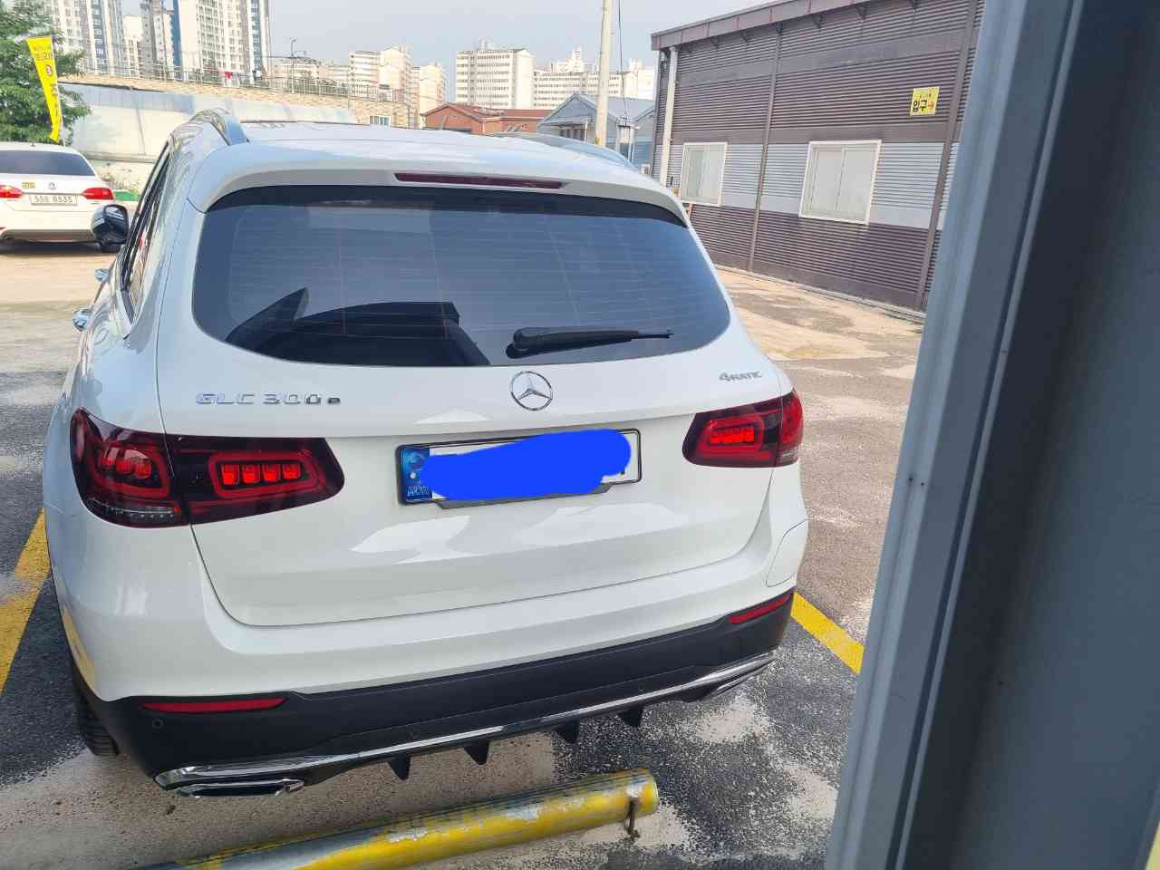 벤츠 GLC-클래스 GLC 300e 4MATIC 게시글 썸네일