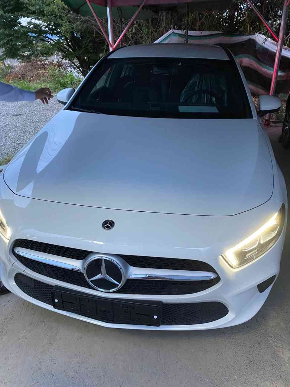 벤츠 A-클래스 A 200d 세단 게시글 썸네일