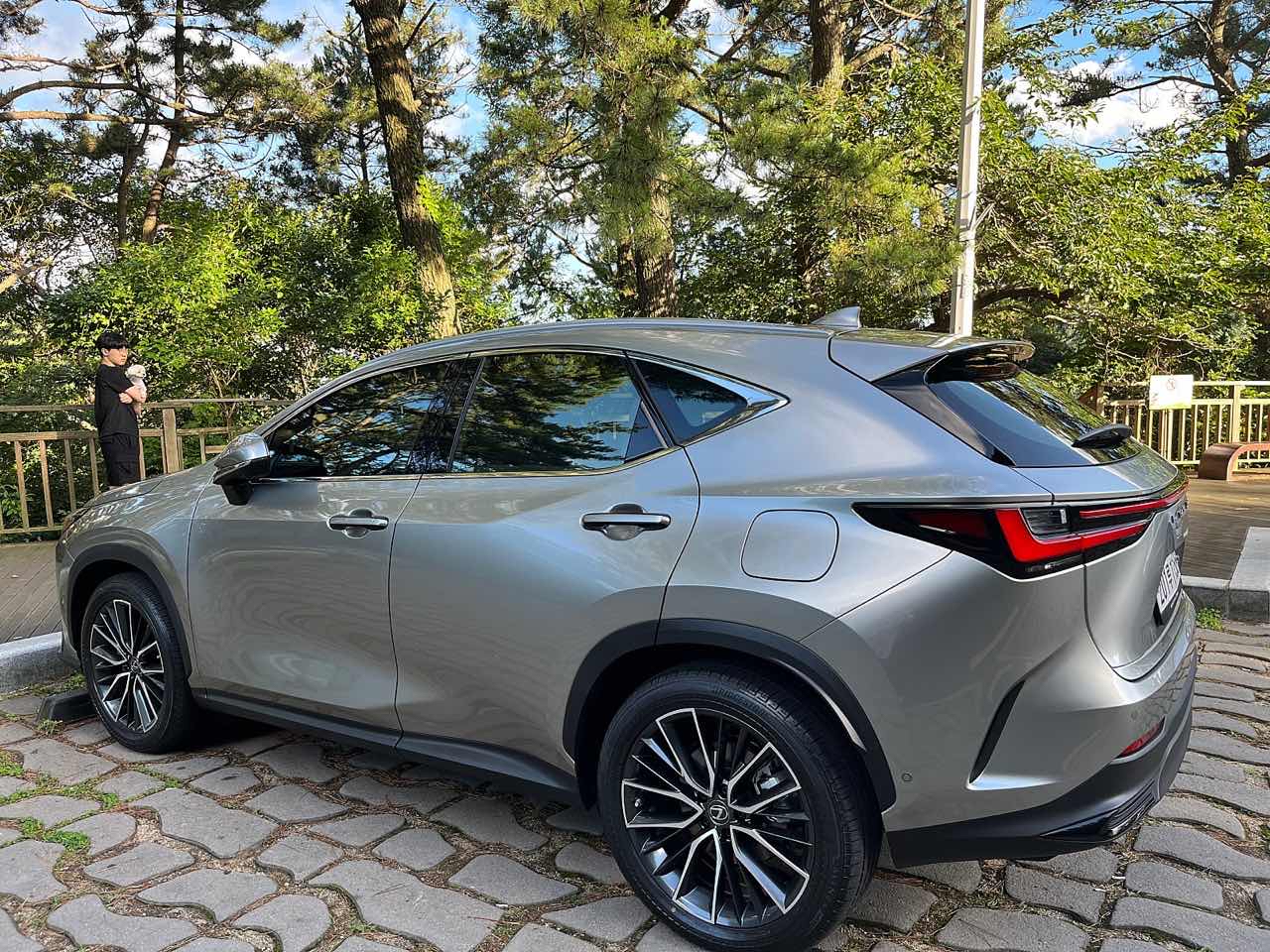 렉서스 NX 350h 럭셔리 게시글 썸네일