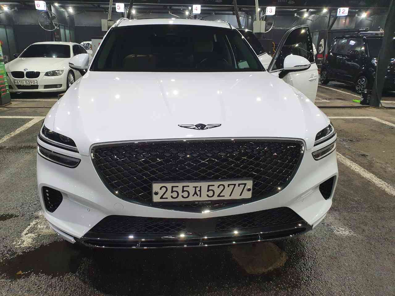 제네시스 GV70 가솔린 2.5 터보 2WD 썸네일 이미지