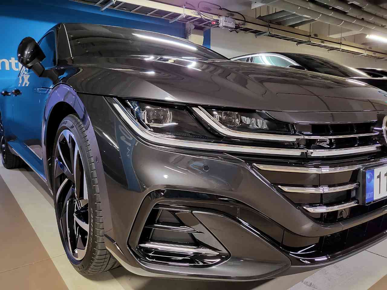 폭스바겐 아테온 2.0 TDI R-라인 4모션 썸네일 이미지