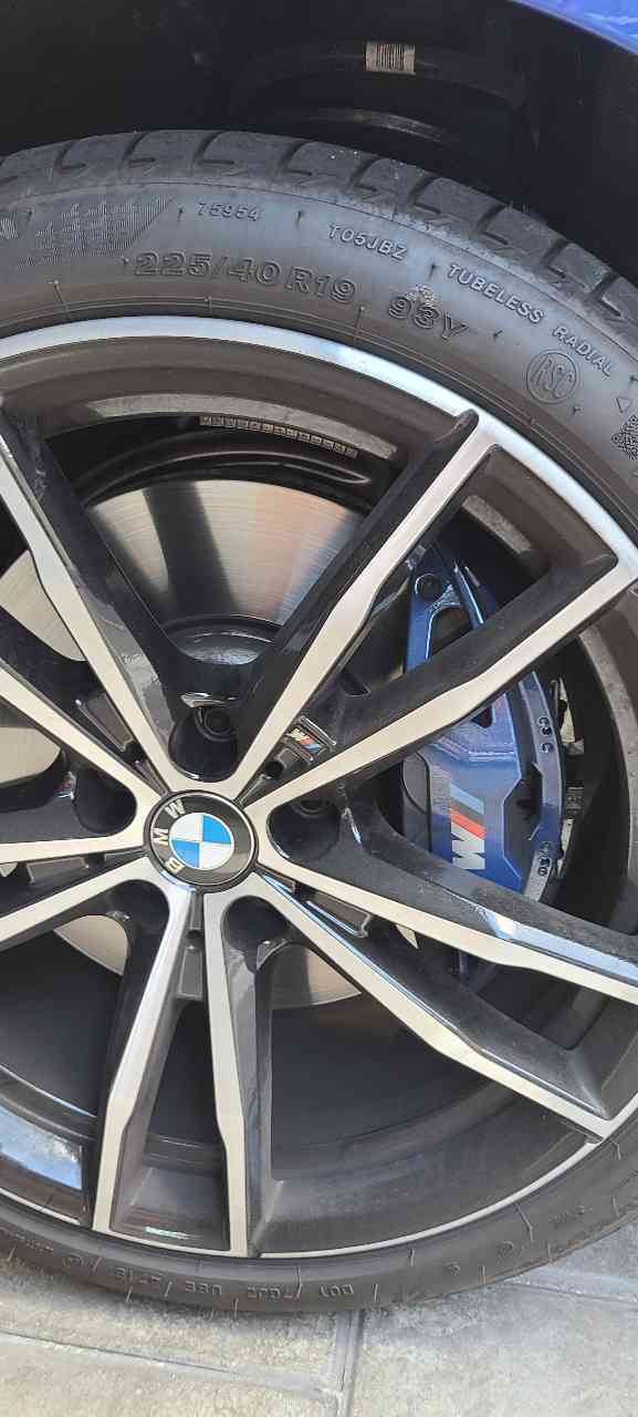 BMW 3시리즈 330i xDrive M 스포츠 패키지 게시글 썸네일