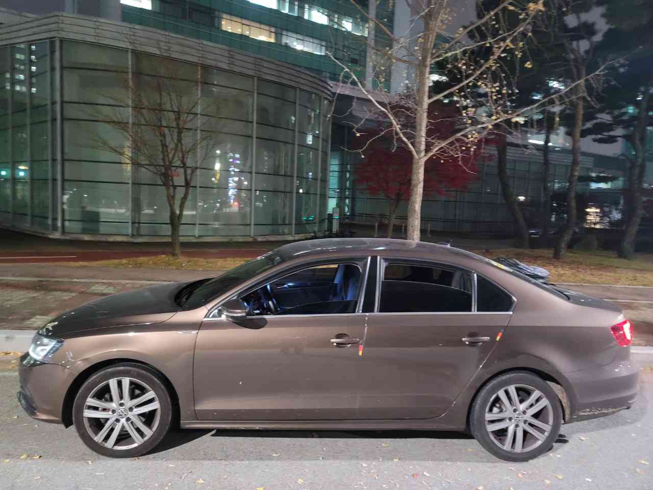 폭스바겐 제타 2.0 TDI BMT 프리미엄 썸네일 이미지