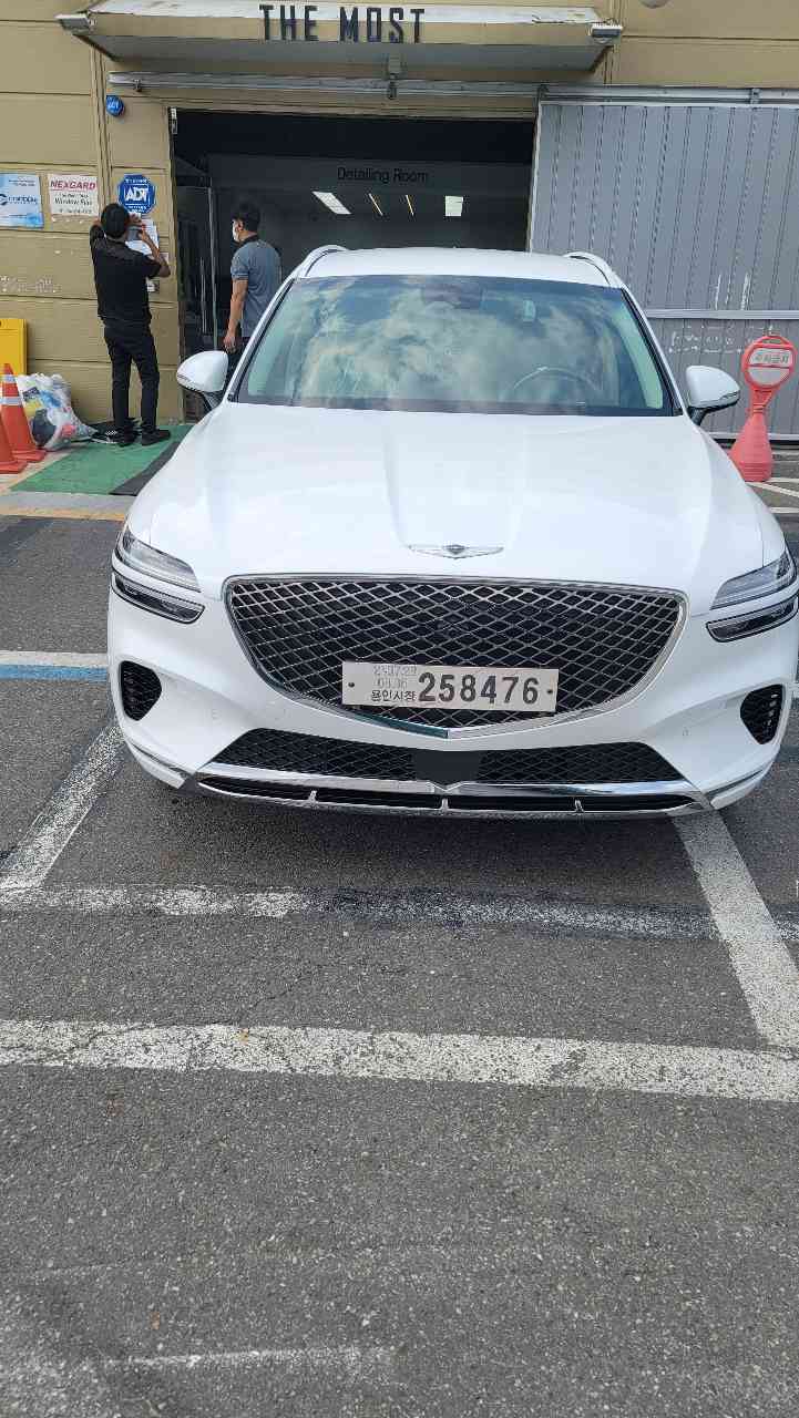 제네시스 GV70 가솔린 2.5 터보 2WD 파퓰러II 패키지 썸네일 이미지