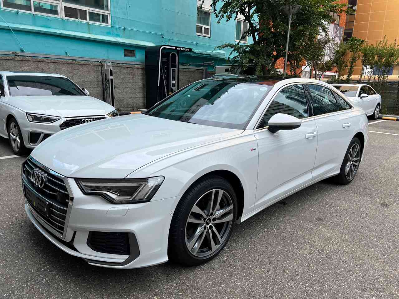 아우디 A6 40 TDI 프리미엄 [2C5+NOQ+PS8+PV6] 게시글 썸네일