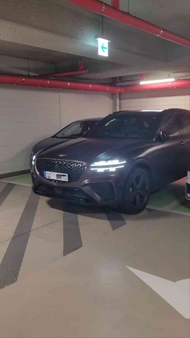 제네시스 GV70 가솔린 2.5 터보 AWD 스포츠 파퓰러II 패키지 썸네일 이미지
