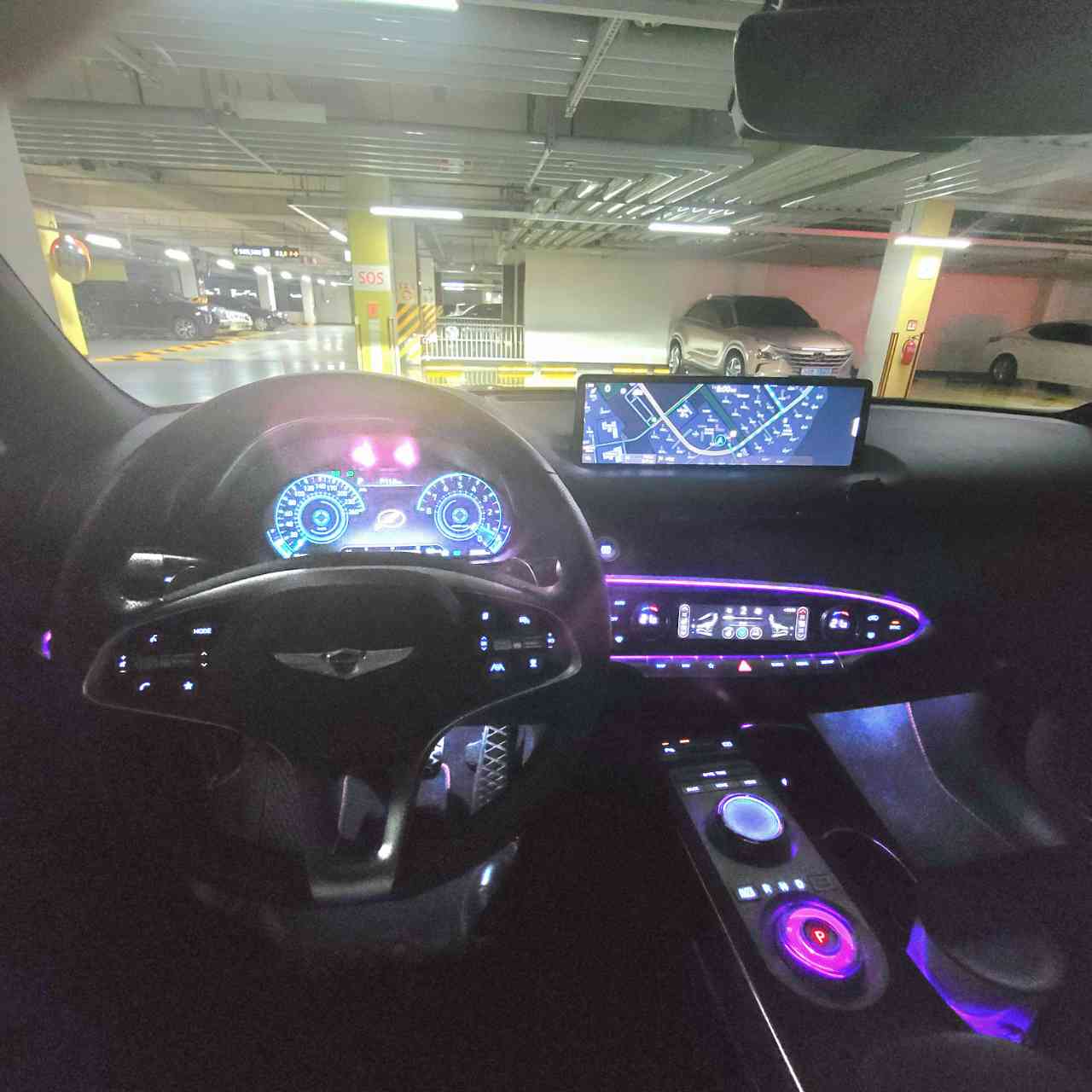 제네시스 GV70 가솔린 2.5 터보 AWD 스포츠 파퓰러II 패키지 썸네일 이미지