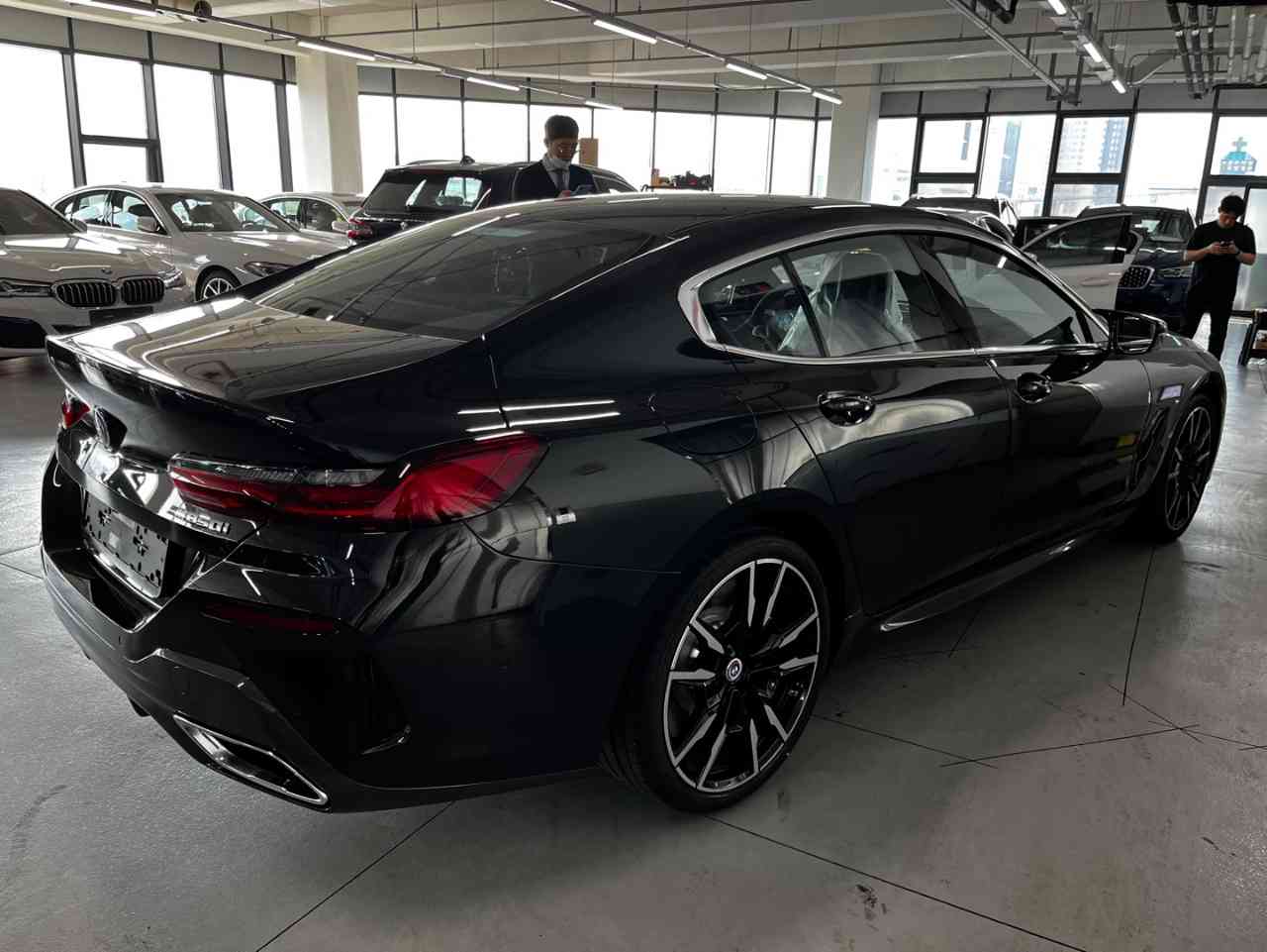BMW 8시리즈 M850i xDrive 그란쿠페 [Z8B] 게시글 썸네일