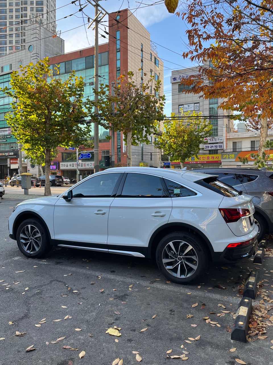 아우디 Q5 40 TDI 콰트로 스포츠백 썸네일 이미지