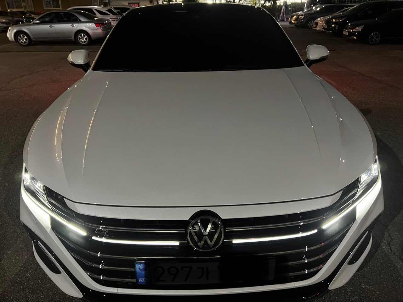 폭스바겐 아테온 2.0 TDI R-라인 4모션 썸네일 이미지