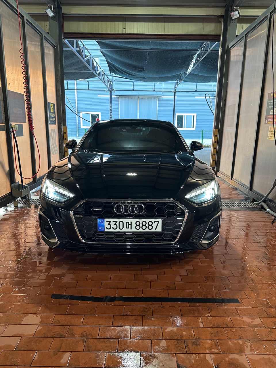 아우디 A5 45 TFSI 콰트로 프리미엄 쿠페 썸네일 이미지