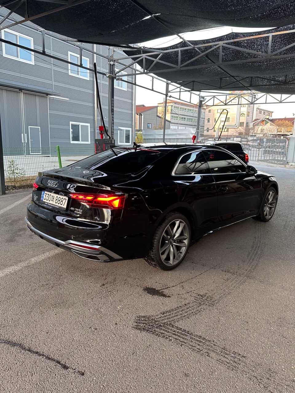 아우디 A5 45 TFSI 콰트로 프리미엄 쿠페 썸네일 이미지