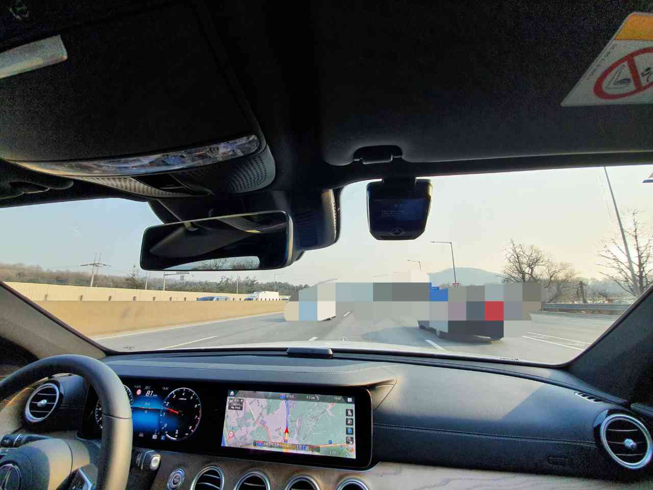 벤츠 E-클래스 E 250 익스클루시브 게시글 썸네일