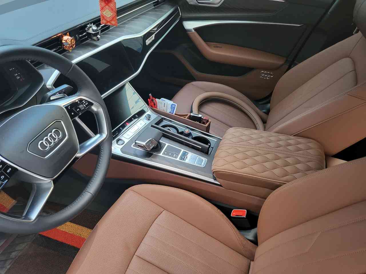 아우디 A6 45 TFSI 프리미엄 [상품성개선 2C5] 게시글 썸네일