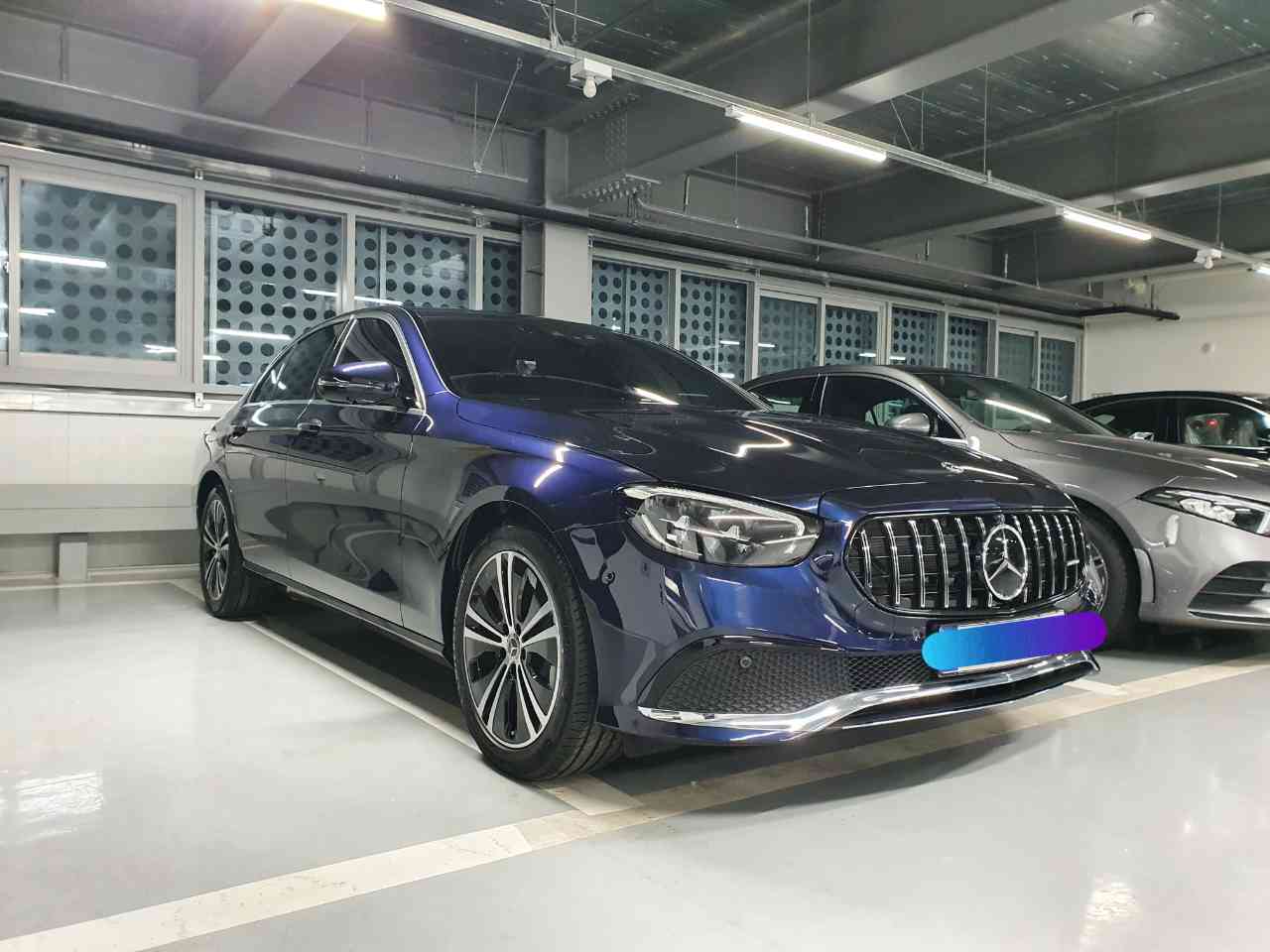 벤츠 E-클래스 E 250 아방가르드 게시글 썸네일