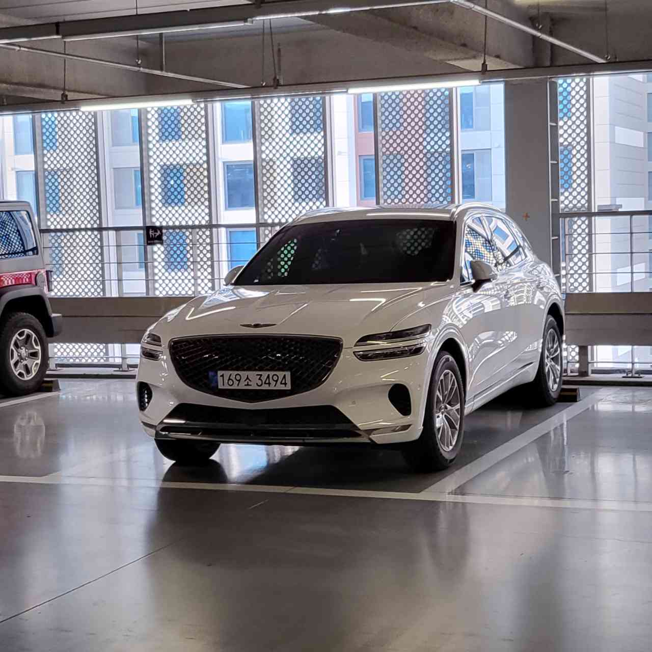 제네시스 GV70 가솔린 2.5 터보 2WD 파퓰러I 패키지 썸네일 이미지