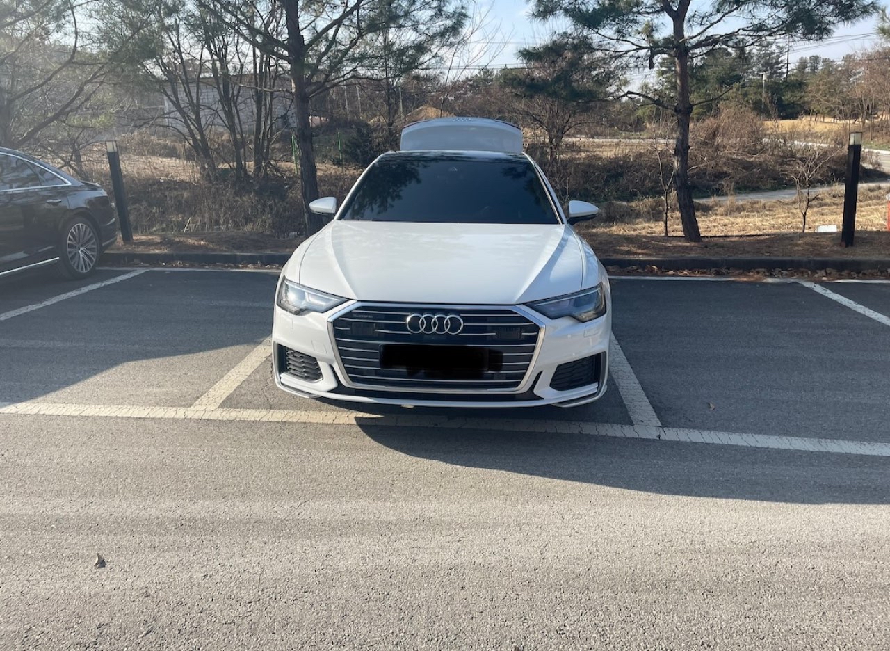 아우디 A6 45 TFSI 콰트로 프리미엄 [2C5+PX6] 게시글 썸네일