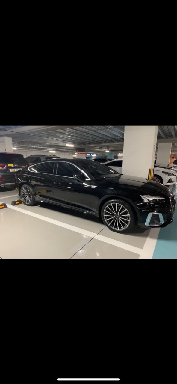 아우디 A5 40 TFSI 콰트로 프리미엄 스포츠백 썸네일 이미지
