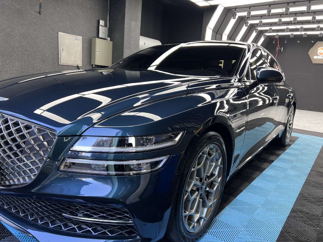 제네시스 G80 가솔린 2.5 터보 AWD 파퓰러 패키지 썸네일 이미지