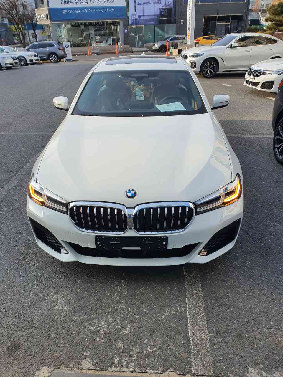 BMW 5시리즈 520i M 스포츠 패키지 P0-1 게시글 썸네일