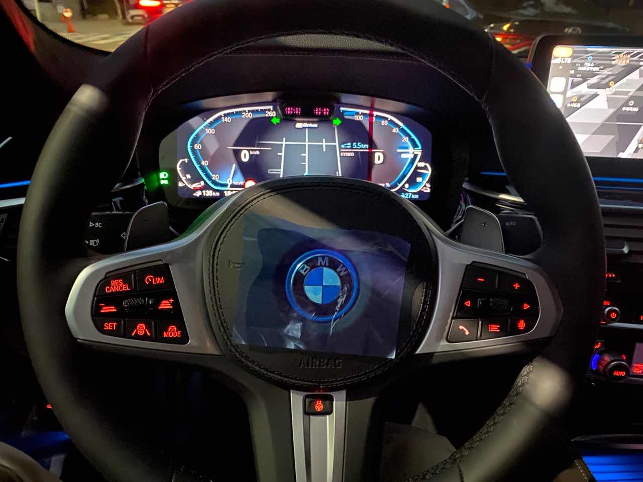 BMW 5시리즈 530e M 스포츠 패키지 P1 [Z6M] 게시글 썸네일