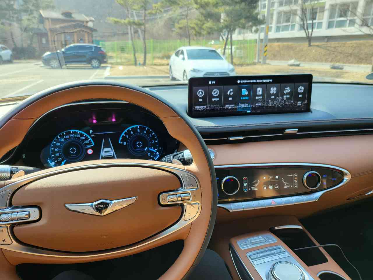 제네시스 GV70 가솔린 2.5 터보 2WD 파퓰러II 패키지 썸네일 이미지