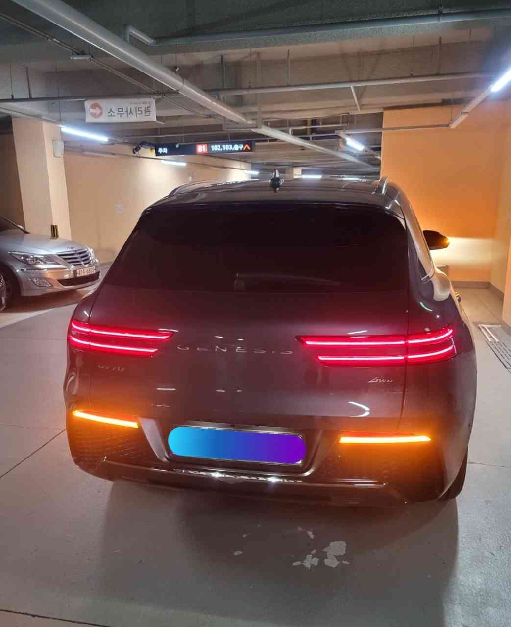 제네시스 GV70 디젤 2.2 AWD 파퓰러I 패키지 썸네일 이미지